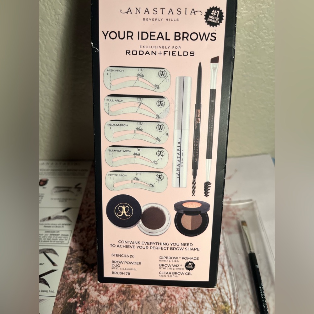 Anastasia Beverly Hills Makeup Eye Brow set 🎀🎀🎀🎀🎀🎀🎀🎀🎀🎀🎀🎀🎀🎀🎀🎀🎀🎀🎀 - Picture 4 of 5